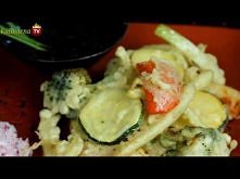 Jak zrobić przygotować Warzywa Smażone w Tempurze - Przepis kuchni japońskiej na Video. Chrupiące i smaczne warzywa to bardzo dobry pomysł na obiad. Smakowało? Zostaw nam swój k...