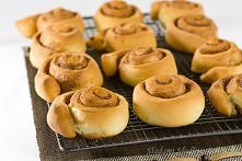 Drożdżowe cynamonki