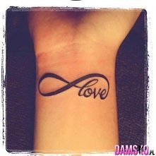 Taki planuję <3
Macie może jeszcze jakieś pomysły/zdjęcia na tatuaże na nadgarstku? :)