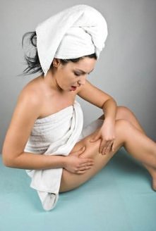 znacie jakieś domowe sposoby na cellulit? polecacie jakieś kosmetyki?