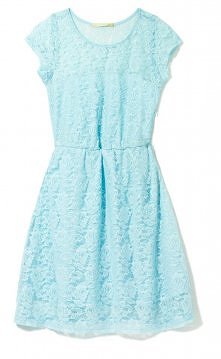 Jakie dodatki do tej sukien...