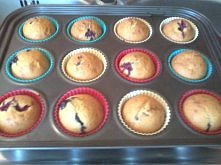 Muffiny z borówkami i malin...