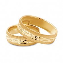 matowe obrączki ze wzorkiem