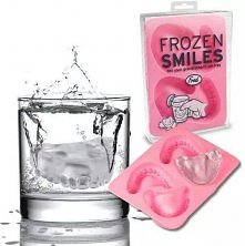 lód w kształcie szczęki! Psikusy czas zacząć!