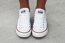 Kupując CONVERSE jaką cenę za nie dawałyście? Bo są za 100 zł oraz 200 zł itd. I nie wiem jaka jest różnica między nimi.