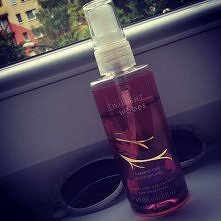 Dzisiaj perfumy zastępuję mgiełką zapachową Bath and Body Works:) Lubicie?
