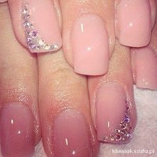 Delikatne zdobienie :)
Podo...