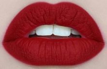 "Ludzkie oczy mówią cza­sem gor­sze rzeczy niż usta."