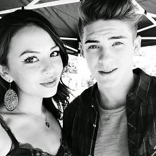 Mike & Mona... Co sądzicie o tej parze?:)