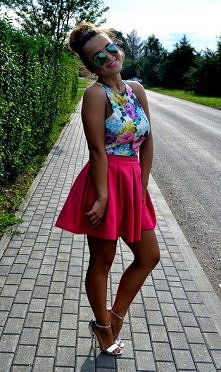 Tydzień na blogach

myinsomniaa
Wcielony optymizm. Całość cukierkowa, odważna i bardzo kobieca. Lato trwa, nie mamy wątpliwości.

Więcej na Moda Cafe!