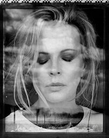 Kim Basinger

Melancholijna sesja dla magazynu Flaunt. 

Więcej na Moda Cafe!