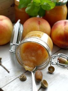 dżem brzoskwiniowy
Składniki:

1 i 1/2 kg dojrzałych brzoskwiń ( bez pestek i skórki)
3 łyżki cukru
1 galaretka o smaku brzoskwiniowym ( opcjonalnie pomarańczowym)

 

 



 

S...