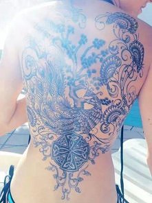 kocham tatto na plecach.