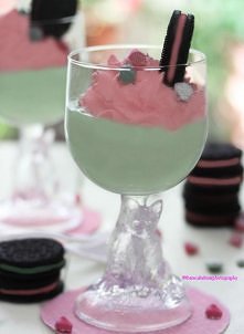 Miętowo  -truskawkowy deser z Oreo :)