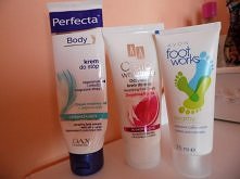 Kremy do stóp : Perfecta odświeżający - 3zł na promocji wiec wypróbowałam,nie był zły ,spodziewałam sie jakiegoś miłego chłodzenia bo pisalo ze do zmeczonych stóp przynosi ulge ...