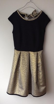 Sprzedam różnego rodzaju sukienki :) Link podam niżej :)