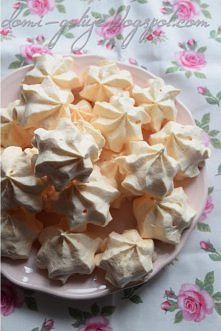 słodkie beziki,  przepis po kliknięciu w zdjęcie