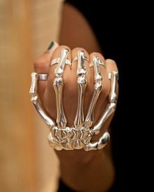 Bransoletka z pierścionkami...