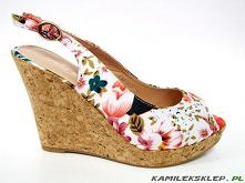 Modne sandały damskie w kwi...