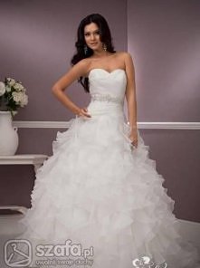 Moja siostra miała taką samą. Na sprzedaż jest, jeśli ktoś zainteresowany ;)