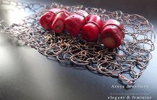 Niezwykły wisior z koralem