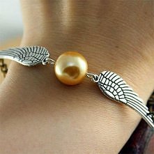 Harry Potter Deathly Hallows Wings Beaded Charm Bracelet