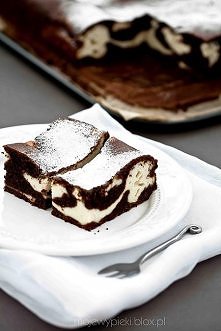 Połączenie sernika i ciasta...
