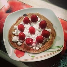 omlet z serkiem wiejskim i ...