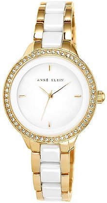 Stalowo-ceramiczna bransoleta wygląda świetnie w tym modelu.