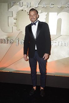 Bal Nocy Letniej. Subiektywnie i złośliwie. Spektakularnie najlepsze i definitywnie najgorsze. 

Dawid Woliński. Hrabia Drakulinek z kreskóweczki. Mucha, różaniec i pomarańczowe...