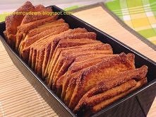 odrywany chlebek cynamonowy...