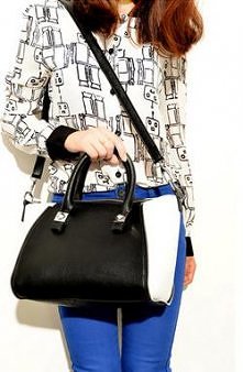 Torebka damska dwukolorowa czarno-biały.
Żeby  zobaczyć --> KLIKNIJ w Zdjęcie  :)