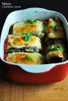 Gołąbki z bakłażana z kurka...