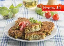 KOTLETY ZIEMNIACZANE Z WĘDZONĄ MAKRELĄ
Składniki:

    ½ kg ziemniaków
    1 wędzona makrela (ok. 300 g)
    1 puszka zielonego groszku
    2 jajka
    ½ cebuli
    2 łyżki posi...