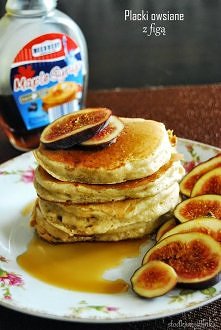 Placki owsiane z figami