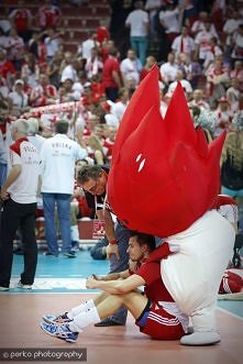 W. Drzyzga: Daliśmy mu z żoną w genach taką "siatkarską wędkę". Niech teraz łowi nią kolejne trofea.
Fabian: Jestem szczęściarzem, bo mam rodziców, którzy dali mi właś...