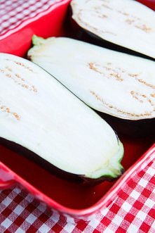 łódeczki bakłażanowe z parmezanem