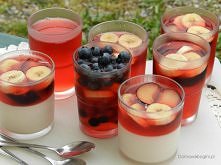 galaretki 
wszystkie smaki najlepsze zbitą śmietana