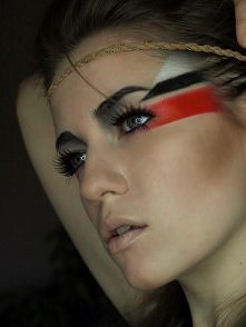 indiański :)
red-mylips.blgspot.com