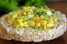 PASTA JAJECZNA Z BROKUŁAMI