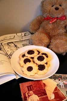 "Piotrusie" to moje najsmaczniejsze wspomnienie. Ciasteczkami zajadałam się podczas wszelakich rodzinnych uroczystości. Mama nie piekła, więc urodzinowe torty i "...