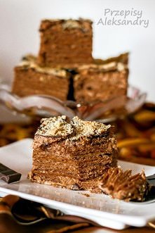 TORT "CZEKOLADOWY NAPOLEON"
