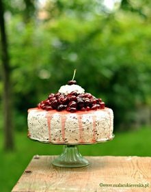 tort z czeresniami