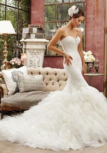 Mermaid/Trumpet Tulle,Lace Sweetheart Natural Waist Chapel Train Wedding Dress - wegdress.com