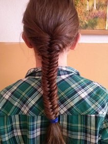 podoba wam się mój kłos?:) koleżanka mi zrobiła <3 wy też lubicie jak ktoś wam czesze włosy?