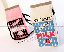 Kartonik mleka na ramię :)