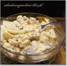 SAŁATKA ŚLEDZIOWA Z ZIEMNIAKAMI I OGÓRKAMI KISZONYMI