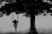 Znasz to uczucie, prawda? obiecywałaś sobie, że nie dasz się kolejny raz skrzywdzić, dlaczego znowu cierpisz? Nie jest twoim wrogiem, gdyby nim był, nie mógł by zbliżył się do c...