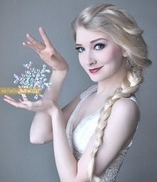 Elsa's Cosplay