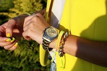 neonowa marynarka + jeansowe szorty + limonkowe szpilki :)